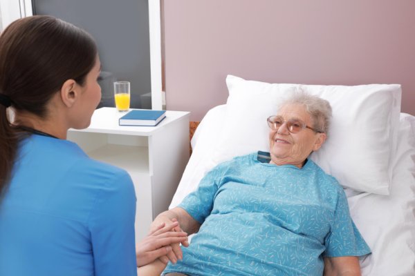 Hastanede Refakatçi Hizmeti